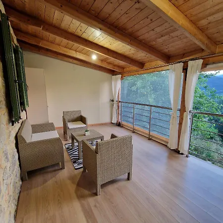 Holiday home Harcons *